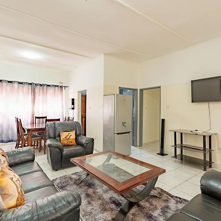 Wood Road Guest Lodge Victoria Falls Zewnętrze zdjęcie